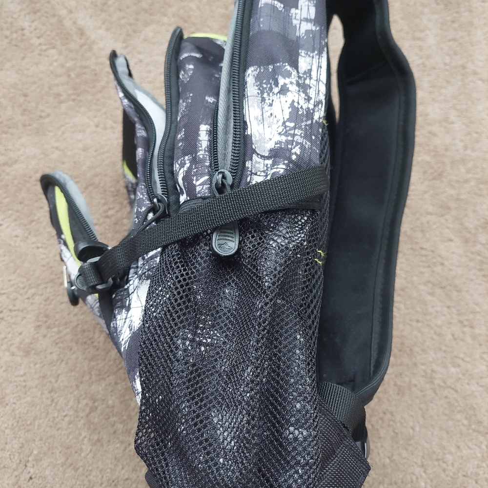 High Sierra Loop Backpack - Picture 7 of 10